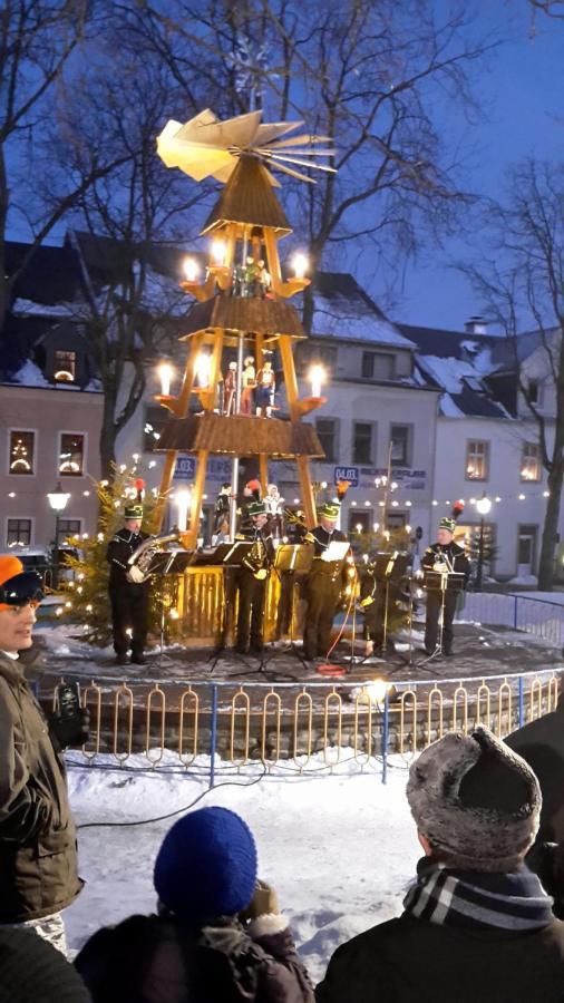 Ferienwohnungen "Am Schloessel" Обервиезентал Екстериор снимка